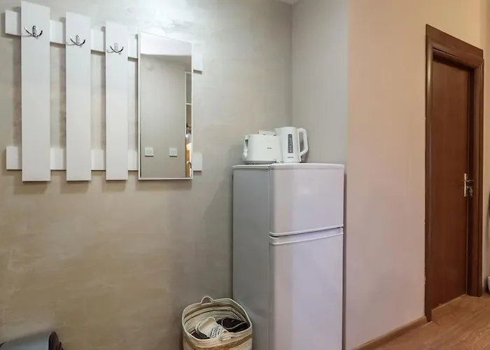 Vutovi's Corner Made With Care